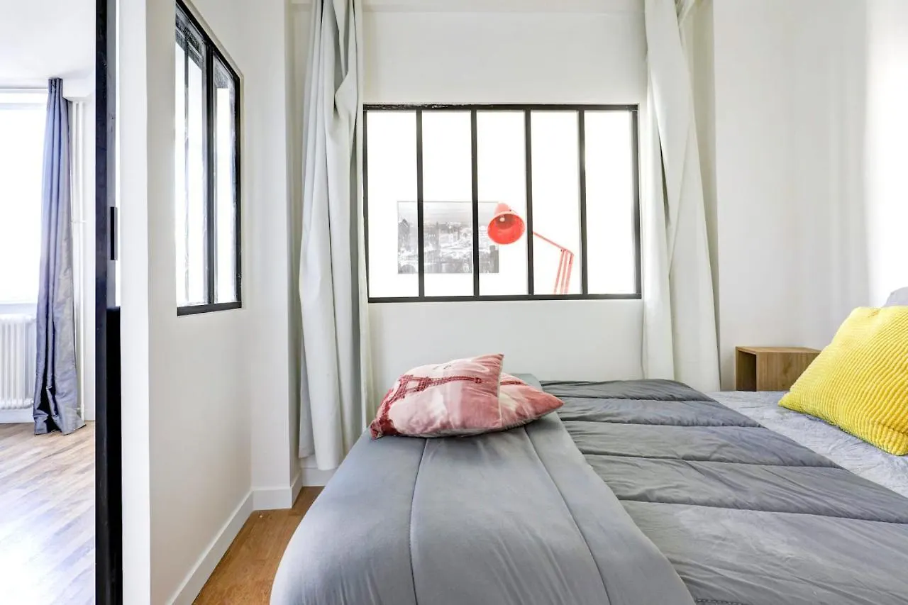 Louvre & Palais Royal - Cityapartmentstay Paris França