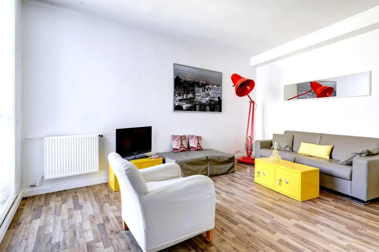 Louvre & Palais Royal - Cityapartmentstay Paris 0*,  France